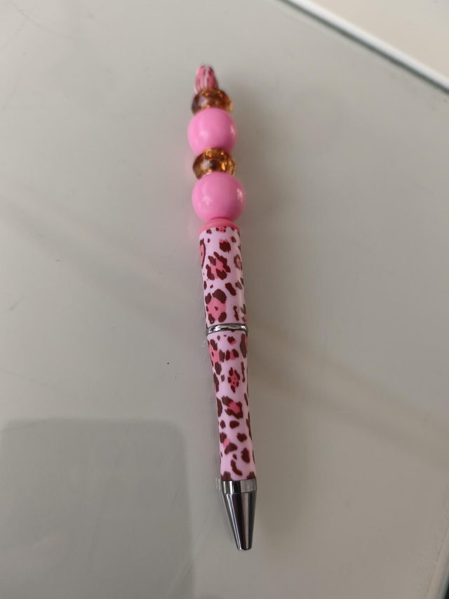 Stylo léopard rose
