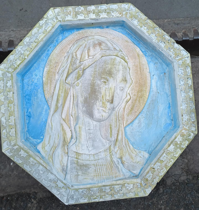 Madonna Plaque 