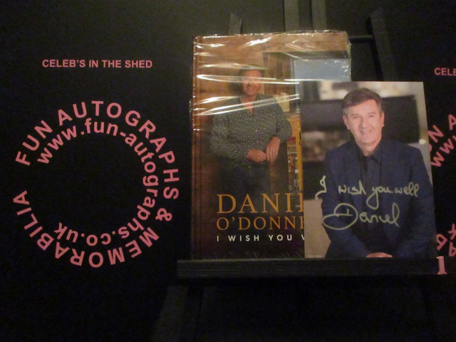 Daniel O'Donnell  - 'I Wish You Well' Album &amp; Dvd + Authentic Autographed Photograph (1)