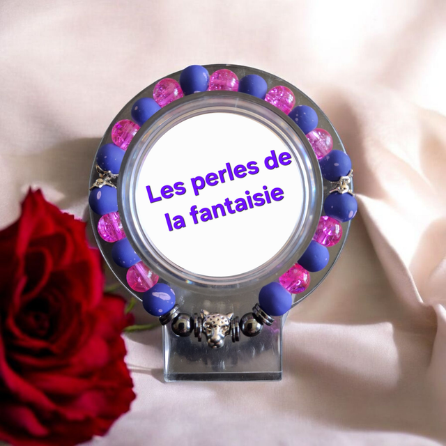 Bracelet perles de verre, perles hématite,breloque centrale léopard