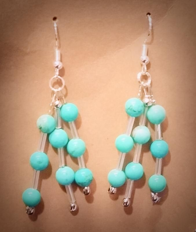 Turkoosi Howliitti korvakorut 