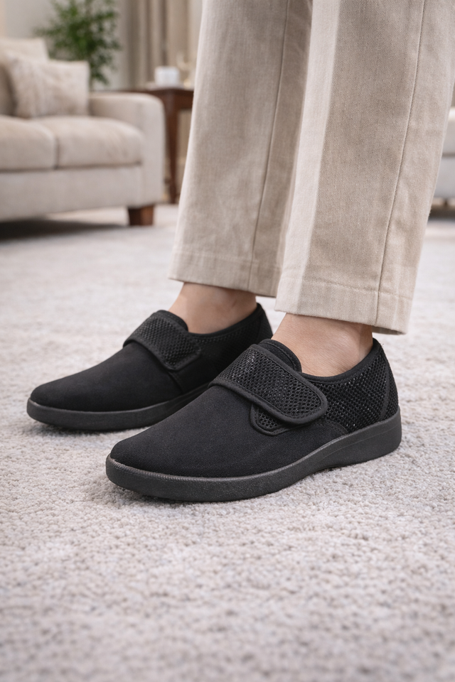 Derby femme Yvette en toile à scratch – Léger &amp; confortable