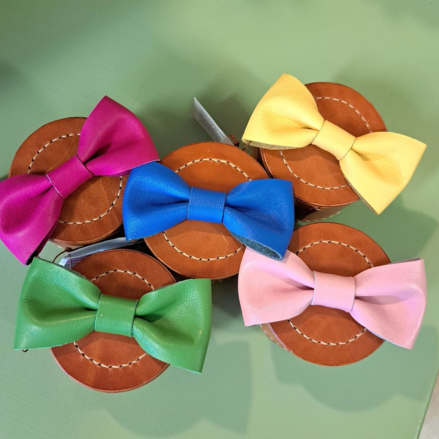 Rusettirasia, koko M