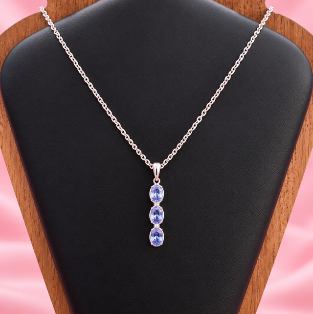 Sterling Silver &amp; Tanzanite 3 Pendant With Belcher Link Chain