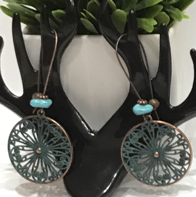 Blue Dangling Earrings - BLDE73