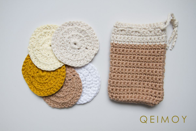 Beauty-set: handgehaakt katoenen zeepzakje en 5 gezichtsscrubbies