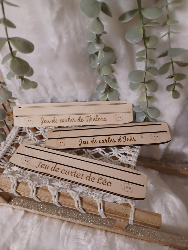Support de Jeu de Cartes en Bois Personnalisé