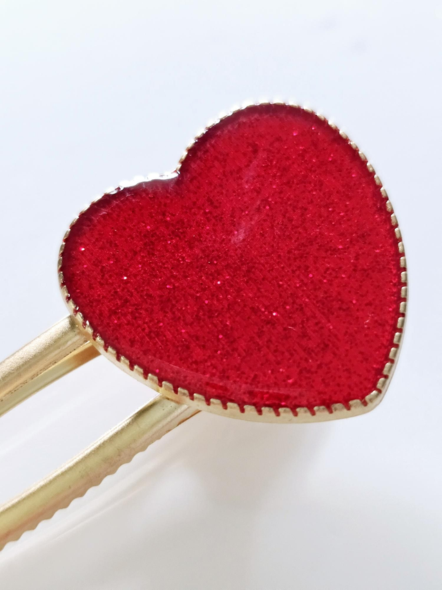 BARRETTE COEUR ROUGE PAILLETTE