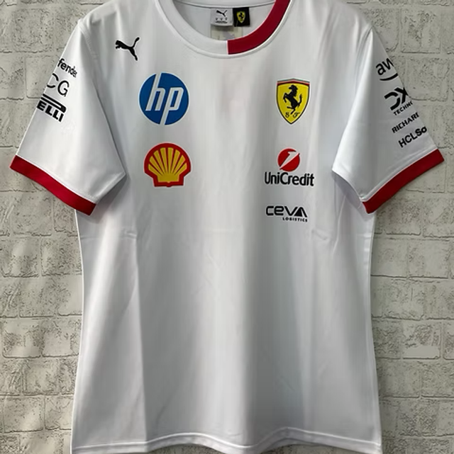 Camiseta Scuderia Ferrari F1 PUMA 2025 Team (Blanca)