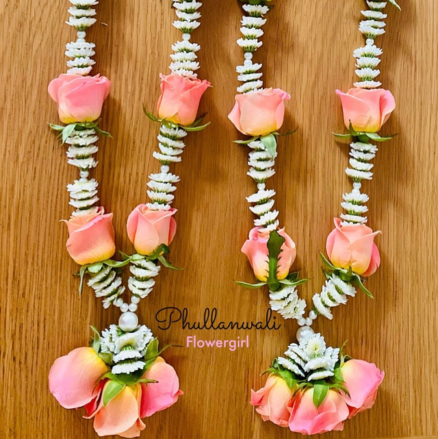 Bespoke Fresh Flower Couple Garlands