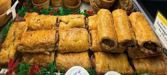 Giant Sausage Roll reserve for 7th February 2026 Steels v Hyde Unt.