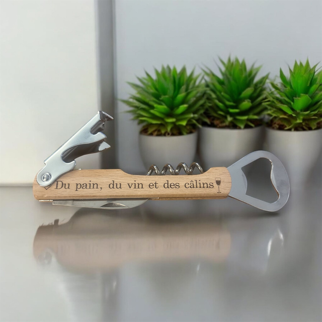 Tire bouchon et decapsuleur