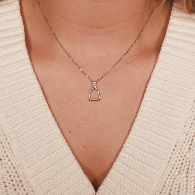 Silver Single Stirrup Necklace 