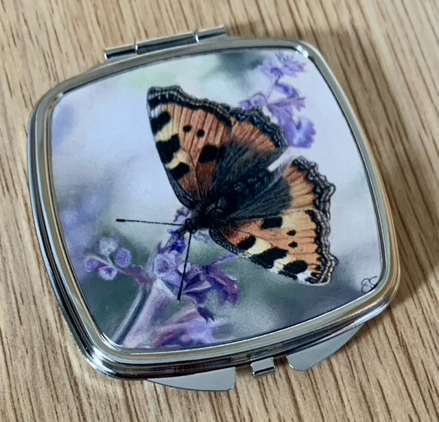 Compact handbag / pocket mirror with Tortoiseshell Butterfly design
