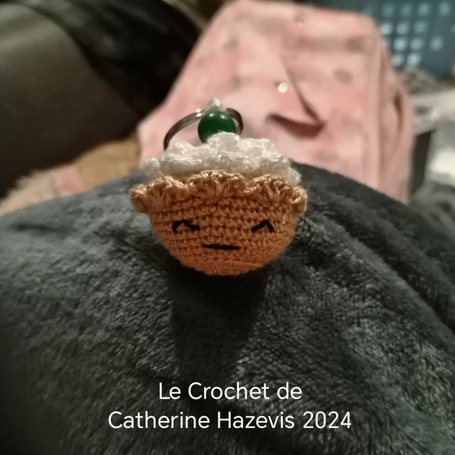 2024 Cupcake caramel en porte-clé 