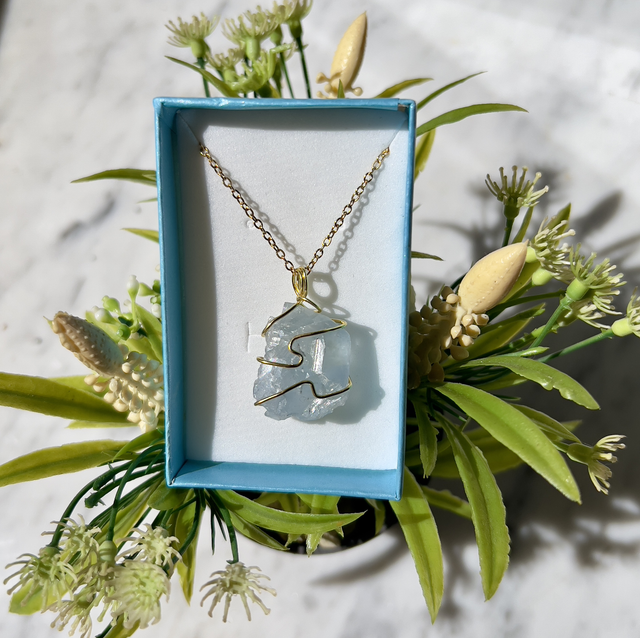 Celestina grezza , prov : Madagascar 🇲🇬, acciaio inox 