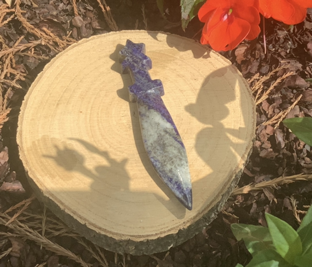 Épée en Lapis Lazuli 