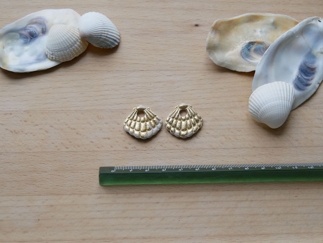 Coquillage beige/doré 