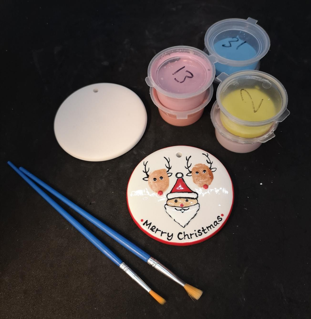 Flat Round Tree Decoration