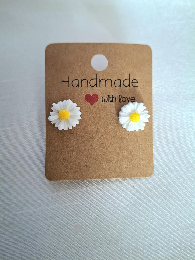 Daisy Stud