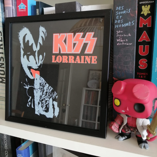 KISS LORRAINE - VERSION 2 (PHOSPHORESCENT !!!)