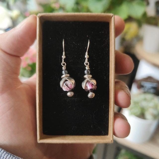 Boucles d&#039;oreilles &quot; Bourgeon &quot; Rose 