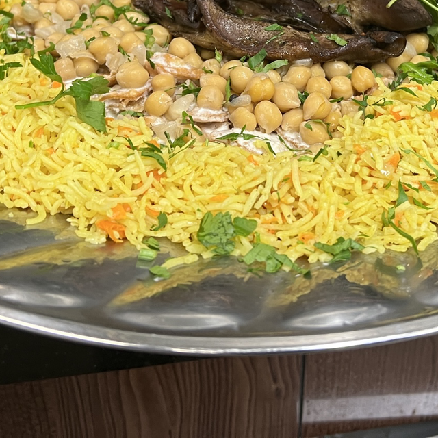 Lamm Kopf Suppe mit Fateh 