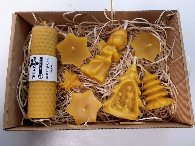 Vánoční sada svíček ze včelího vosku - sada 8ks