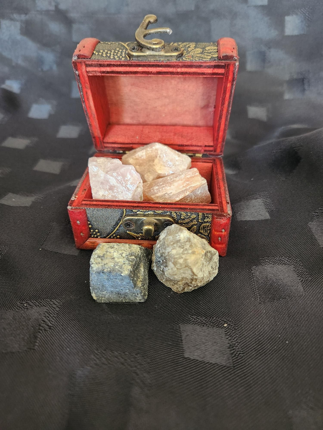 Treasure Chest with Rough Crystals 