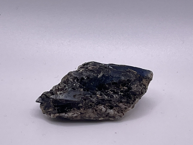 Kyanite 2