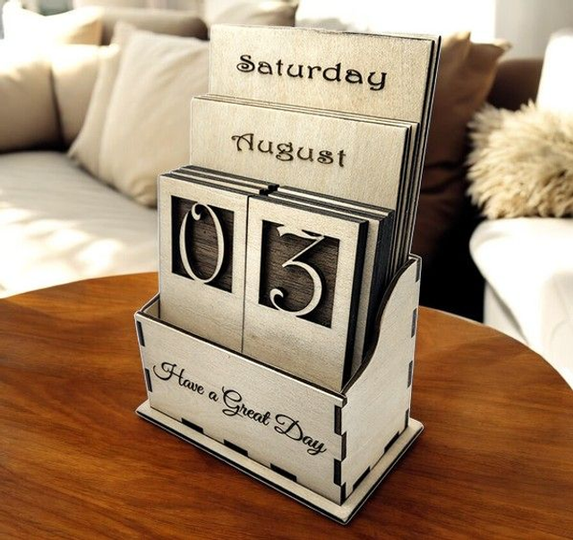 Box Calendar with Walnut Inlay