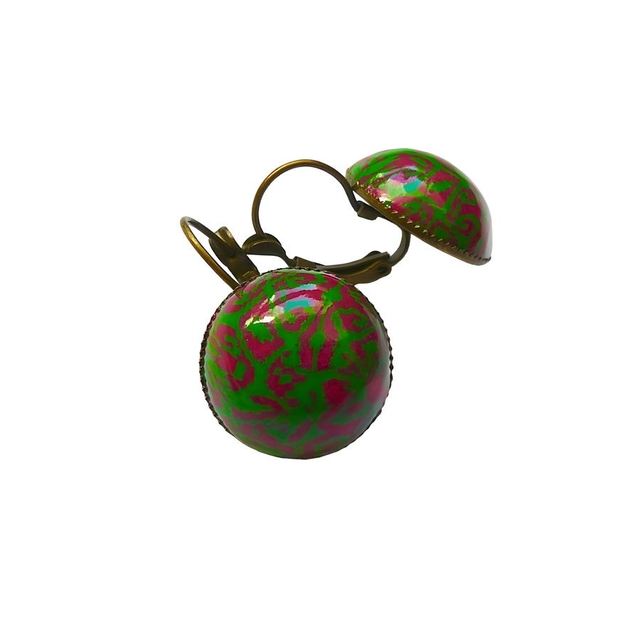 Boucles d&#039;oreilles dormeuses vert rose