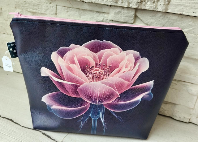 Trousse fleur rose 🌸