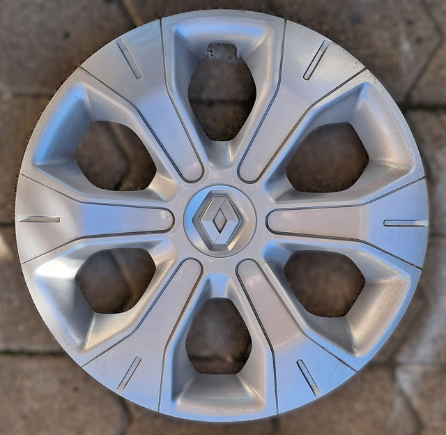 Enjoliveur Renault Scénic III/Clio III Modèle Séquence 15&quot; Occasion