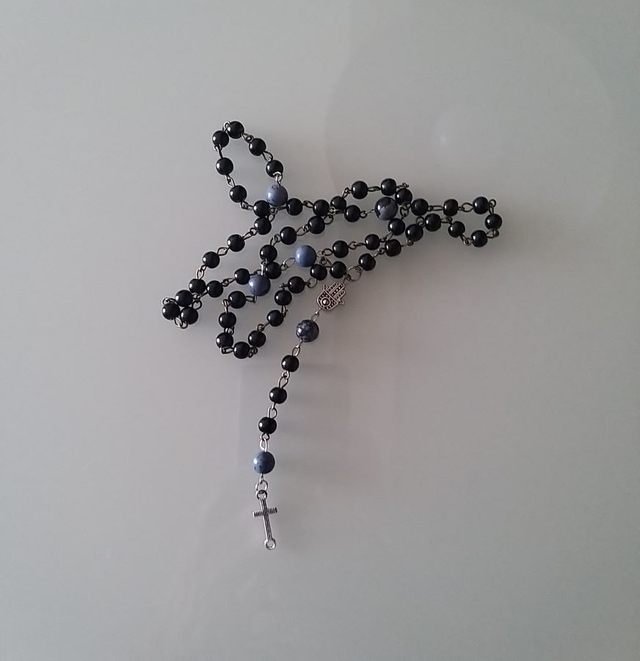 Rózsafüzér Fatima kezével