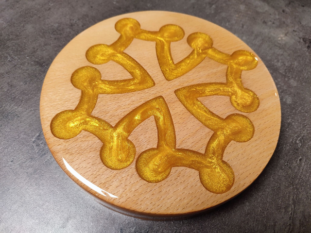 Centre de table croix occitane bois &amp; résine