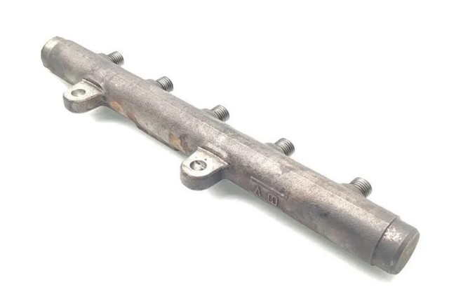 (Used) Ford Transit Euro 5 2.2 TDCi Diesel Fuel Injection Rail BK2Q-9D280-AB