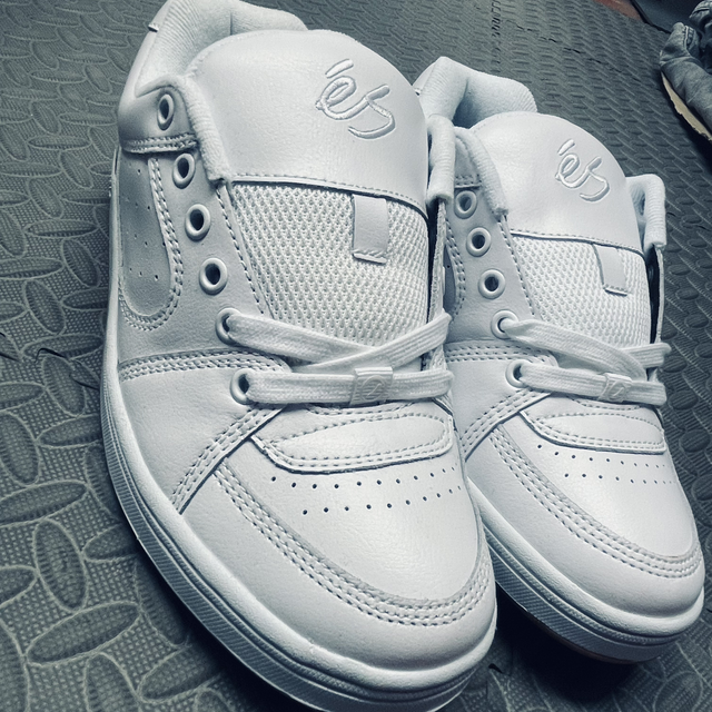 ÉS footware - accel white - 9.5 US