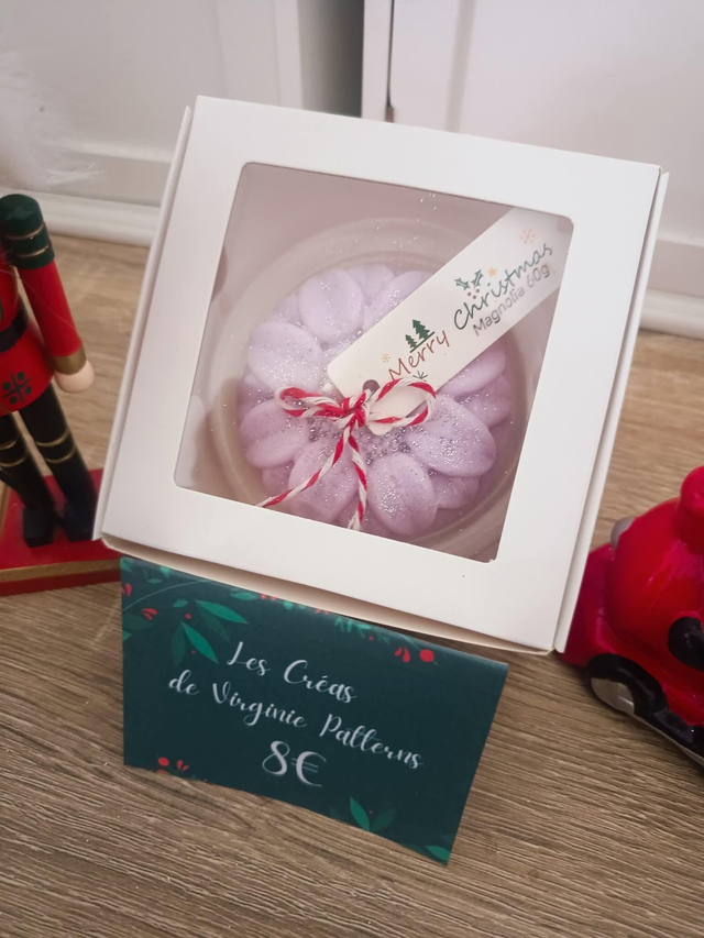 Bougie Artisanale parfumée &quot; Magnolia&quot; 40g