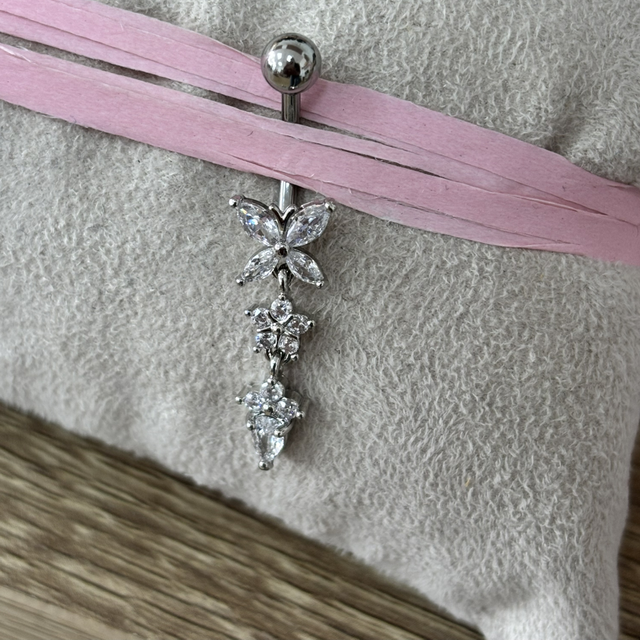 Piercing nombril Priscille