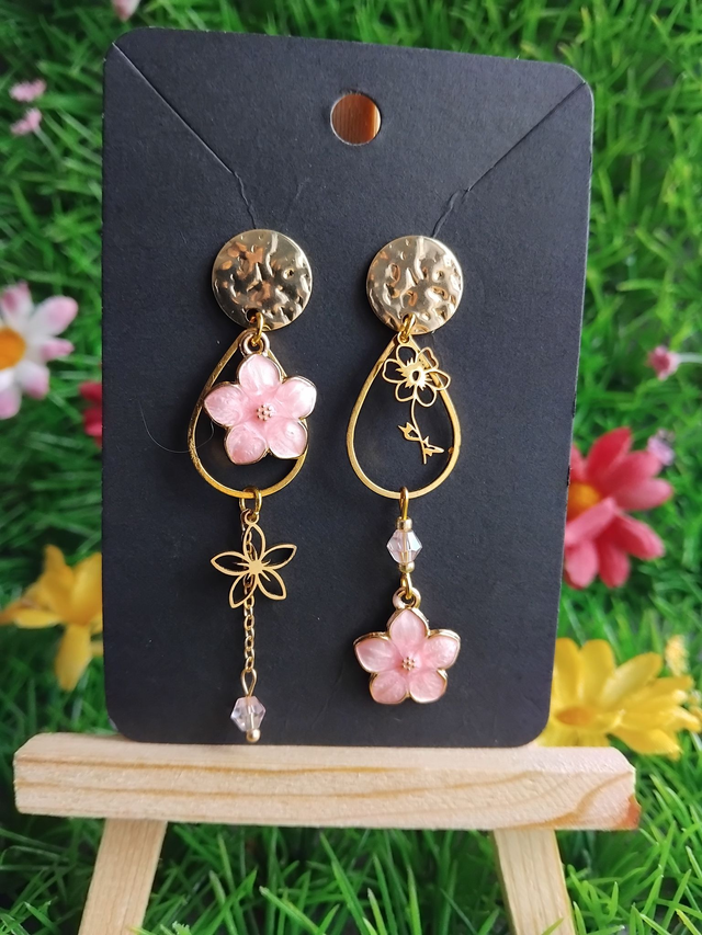 boucles d'oreilles fleurs rose