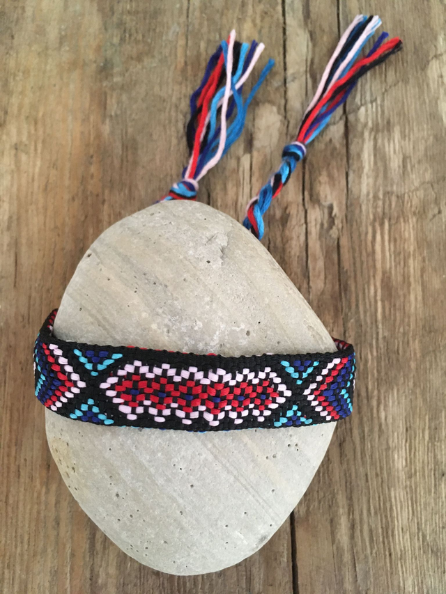 BRACELET MULTICOLORE