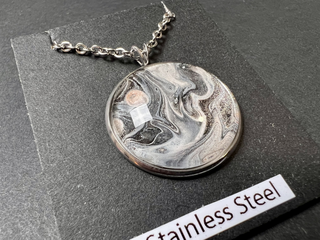 Grey &amp; Pink Round Pendant Necklace