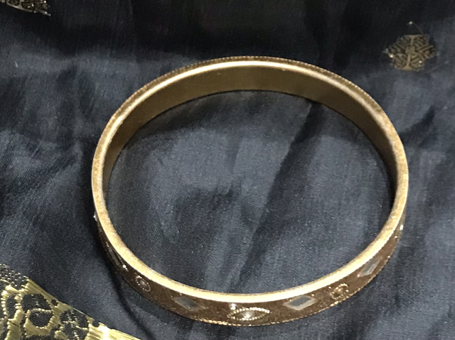 Gold Coloured Vintage Bracelet - VB29