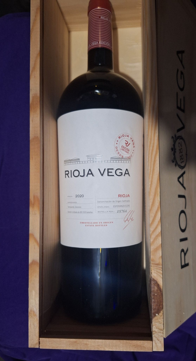 Rioja Vega Crianza Magnum, 2020, Rioja - In Wooden Box