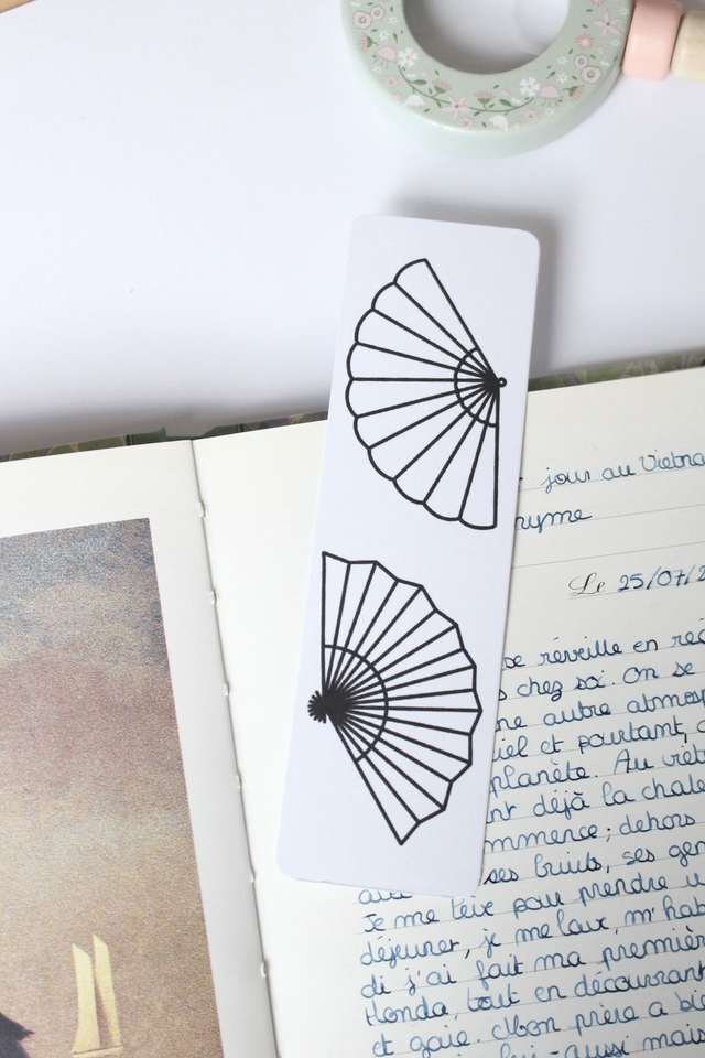 Marque-page « Fleurs asiatiques » à colorier