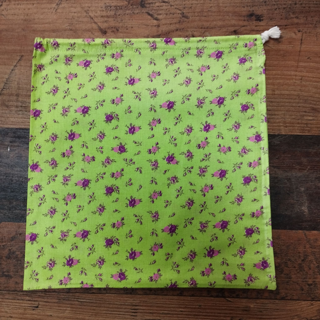 Vert pomme fleur mauve et rose - Hauteur 30,5 cm x Largueur 29,5 cm