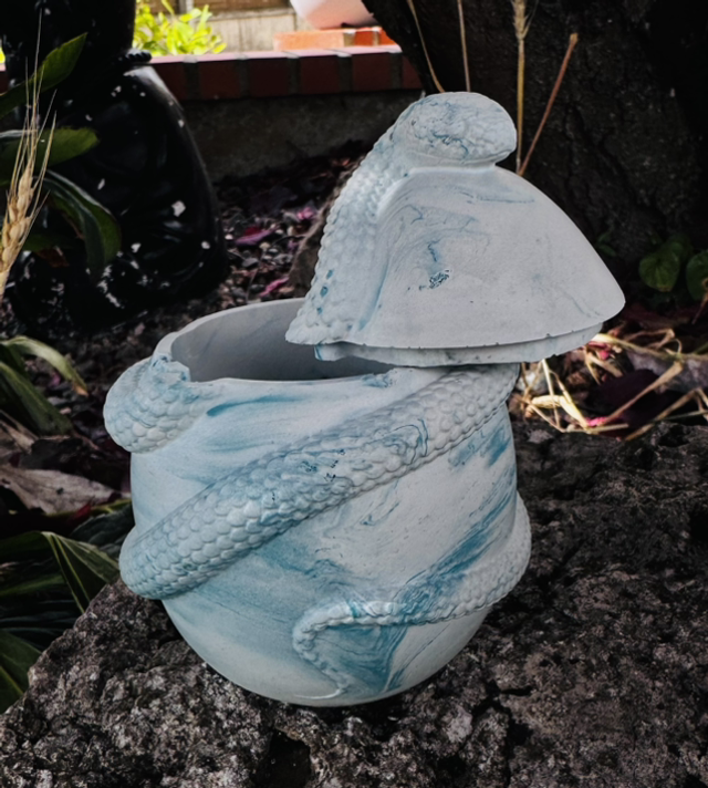 Boîte a bijoux ŒUF  DE SERPENT