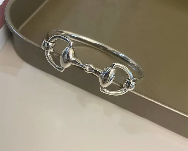 925 Silver plated Snaffle Bangle - Classic and Stylish Fashion Accessory