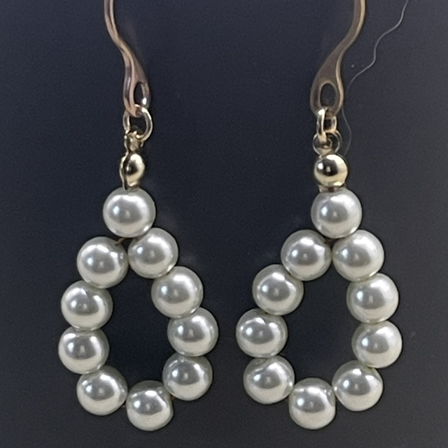 BO41 - Boucles d’oreilles perles résine nacrée 